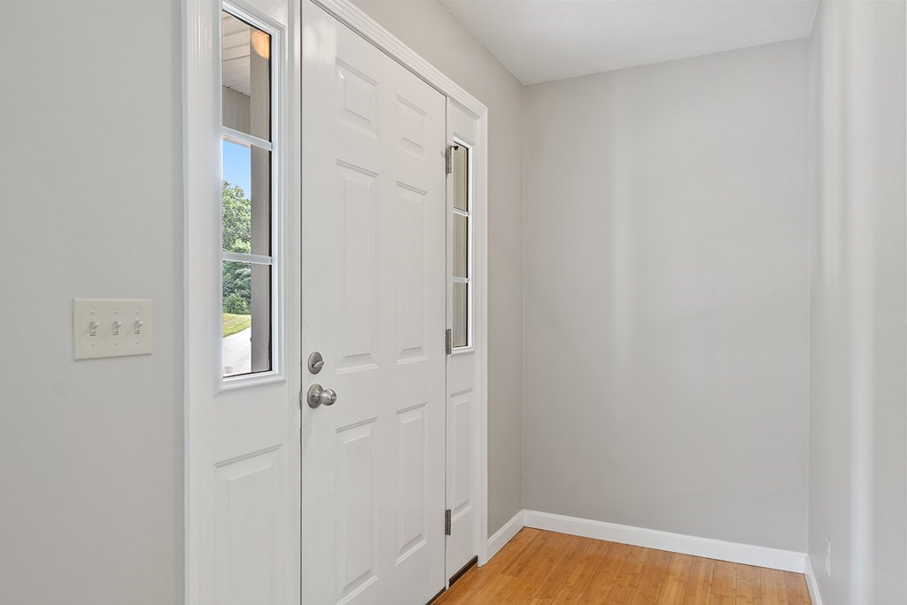 7 Kyle Hunter Circle, Unit 7 Rutland, MA 01543 - Photo 4 of 37 Gallery Image 4