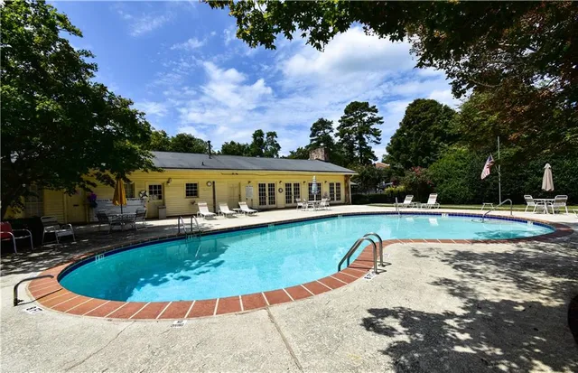 $289,000 | 6500 Gaines Ferry Road, Unit I4, Flowery Branch, GA 30542