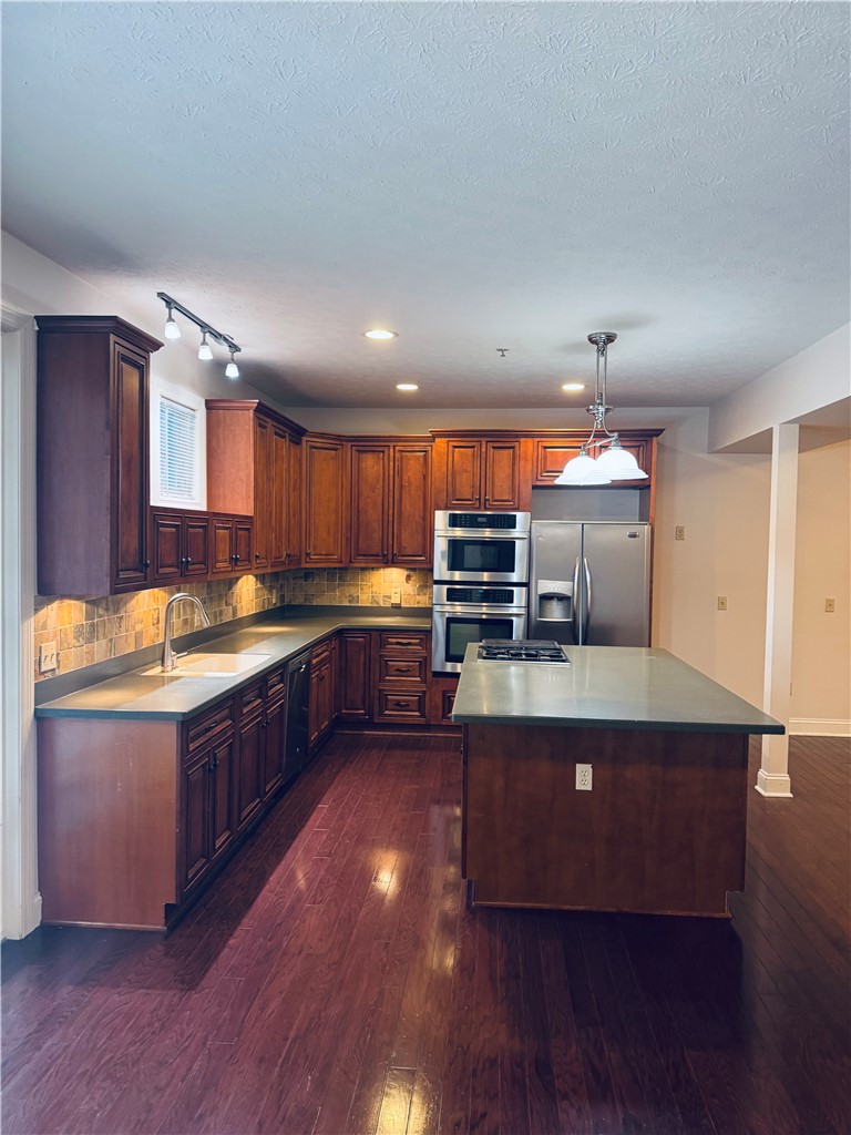 98 South Union Street Rochester, NY 14607 - Photo 5 of 39