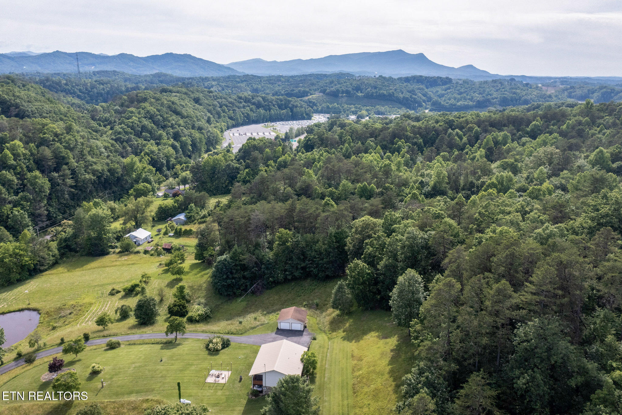 1315 McCarter Hollow Road Sevierville, TN 37862 - Photo 31 of 32 27-27_HIlltopHaven