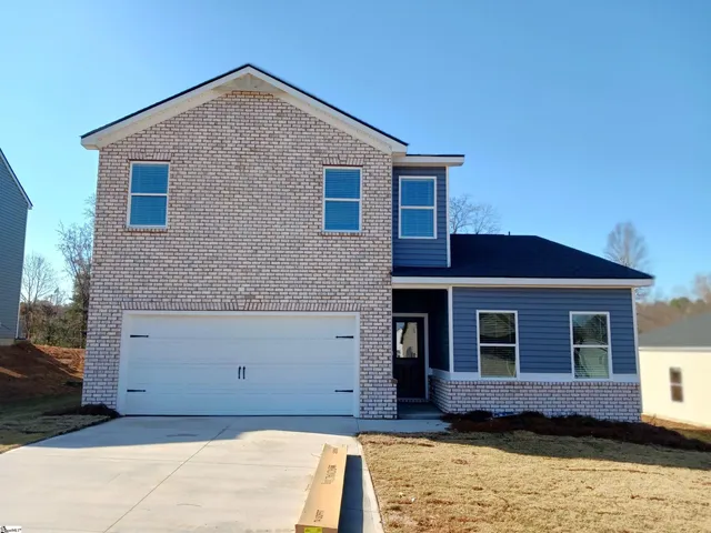 $309,540 | 275 Pretoria Drive, Woodruff, SC 29388