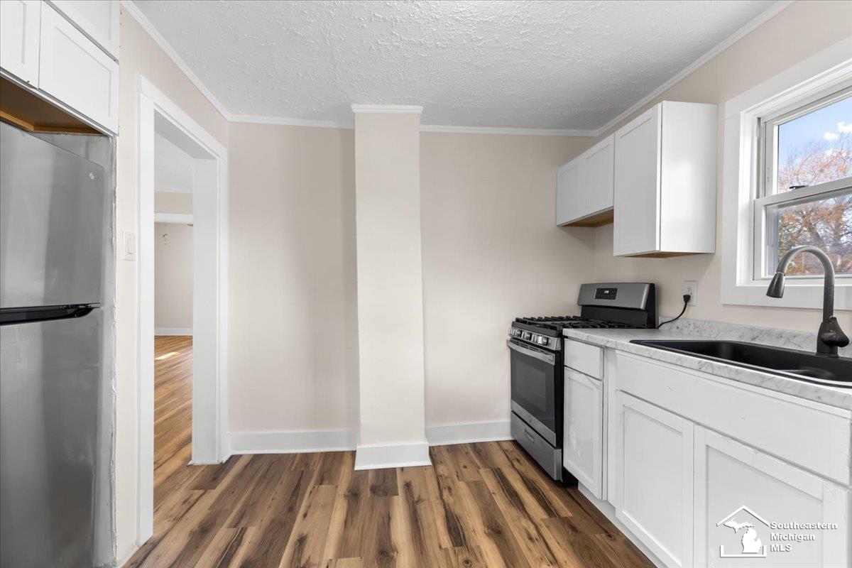 8696 Swan Creek Road Newport, MI 48166 - Photo 13 of 27 50160509-a7087b09-1e6a-4135-8fa1-f92c5c1a2a53.JPG