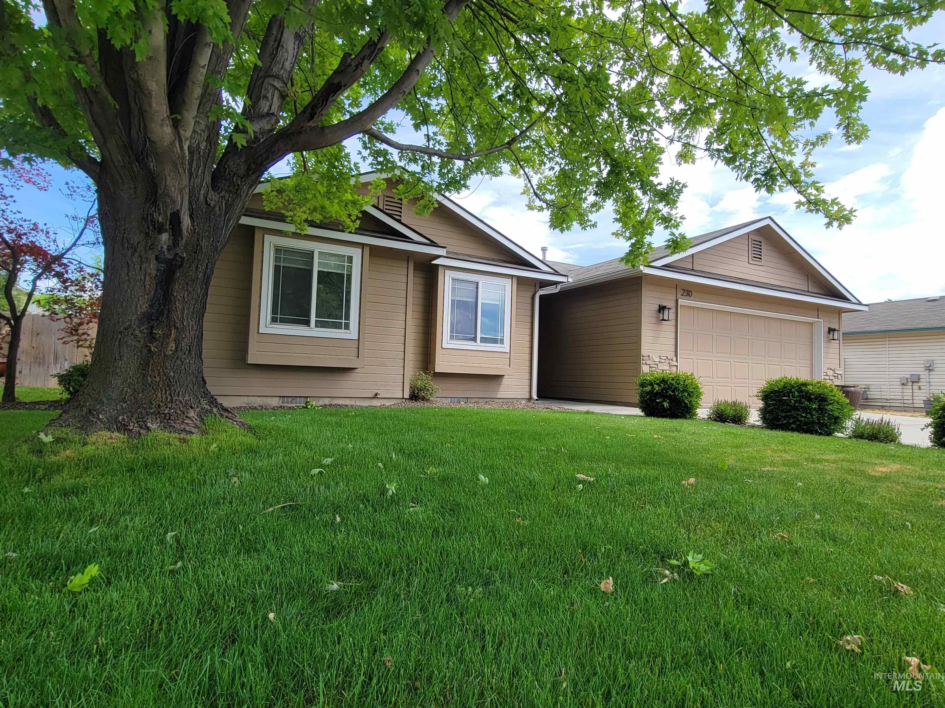 230 Sherwood Road Middleton, ID 83644 - Photo 2 of 20