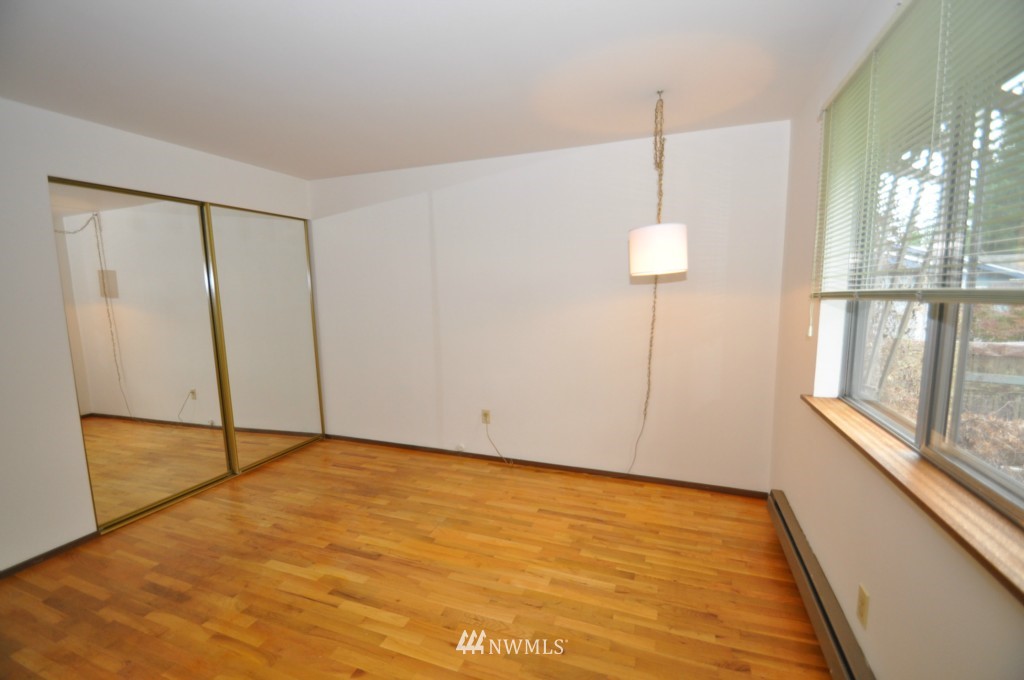 114 223rd Street Southwest Bothell, WA 98021 - Photo 8 of 11