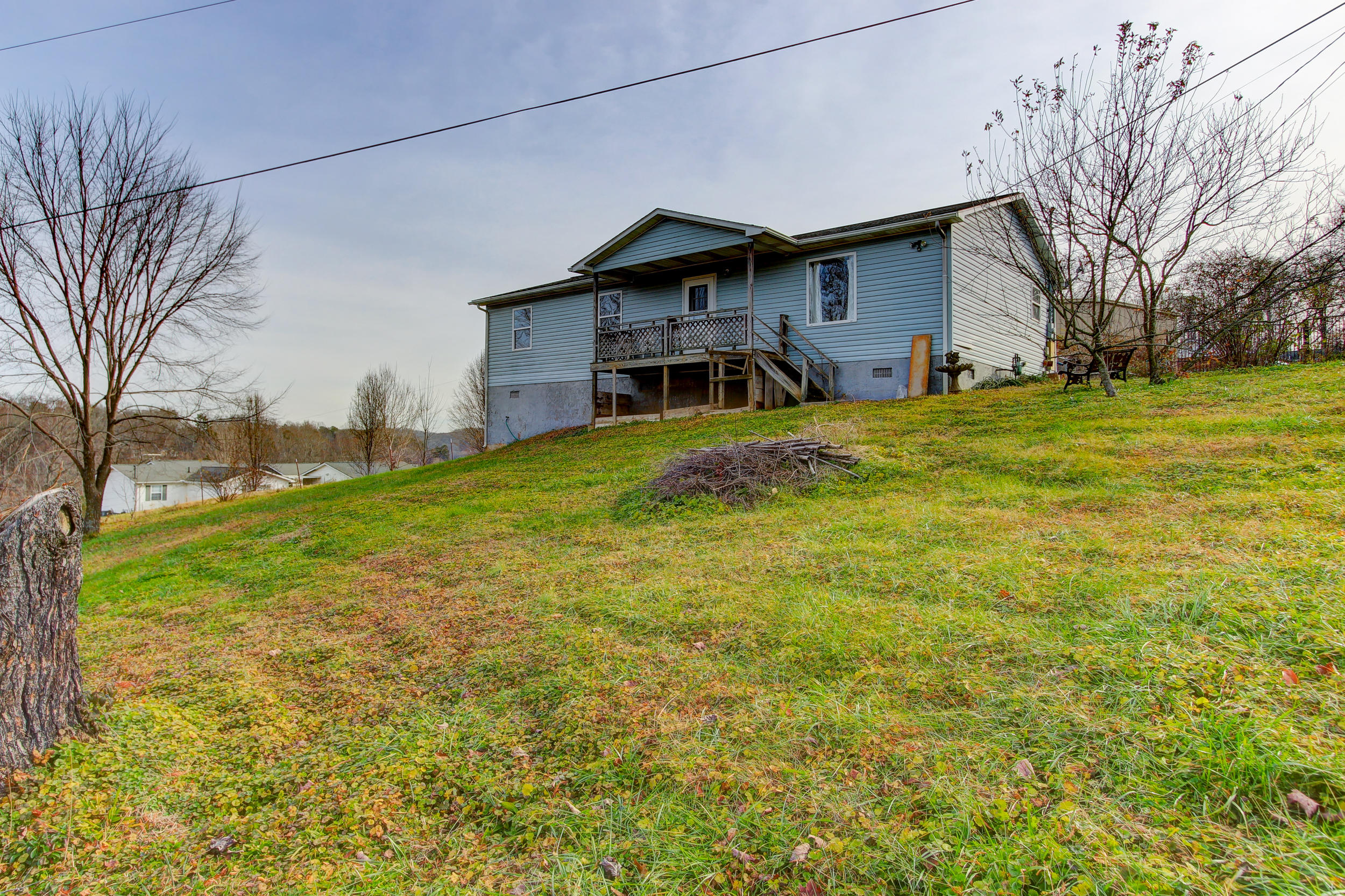 773 Laurel Road Clinton, TN 37716 - Photo 1 of 17 Positive Perceptions-18