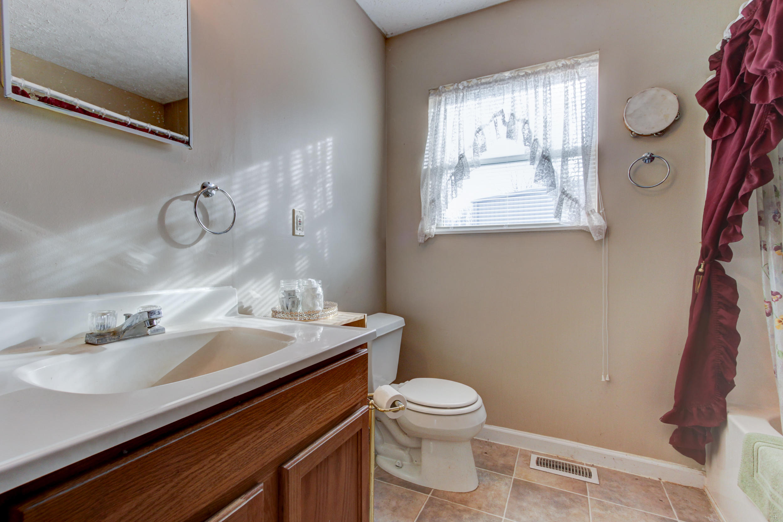 773 Laurel Road Clinton, TN 37716 - Photo 14 of 17 Positive Perceptions-13