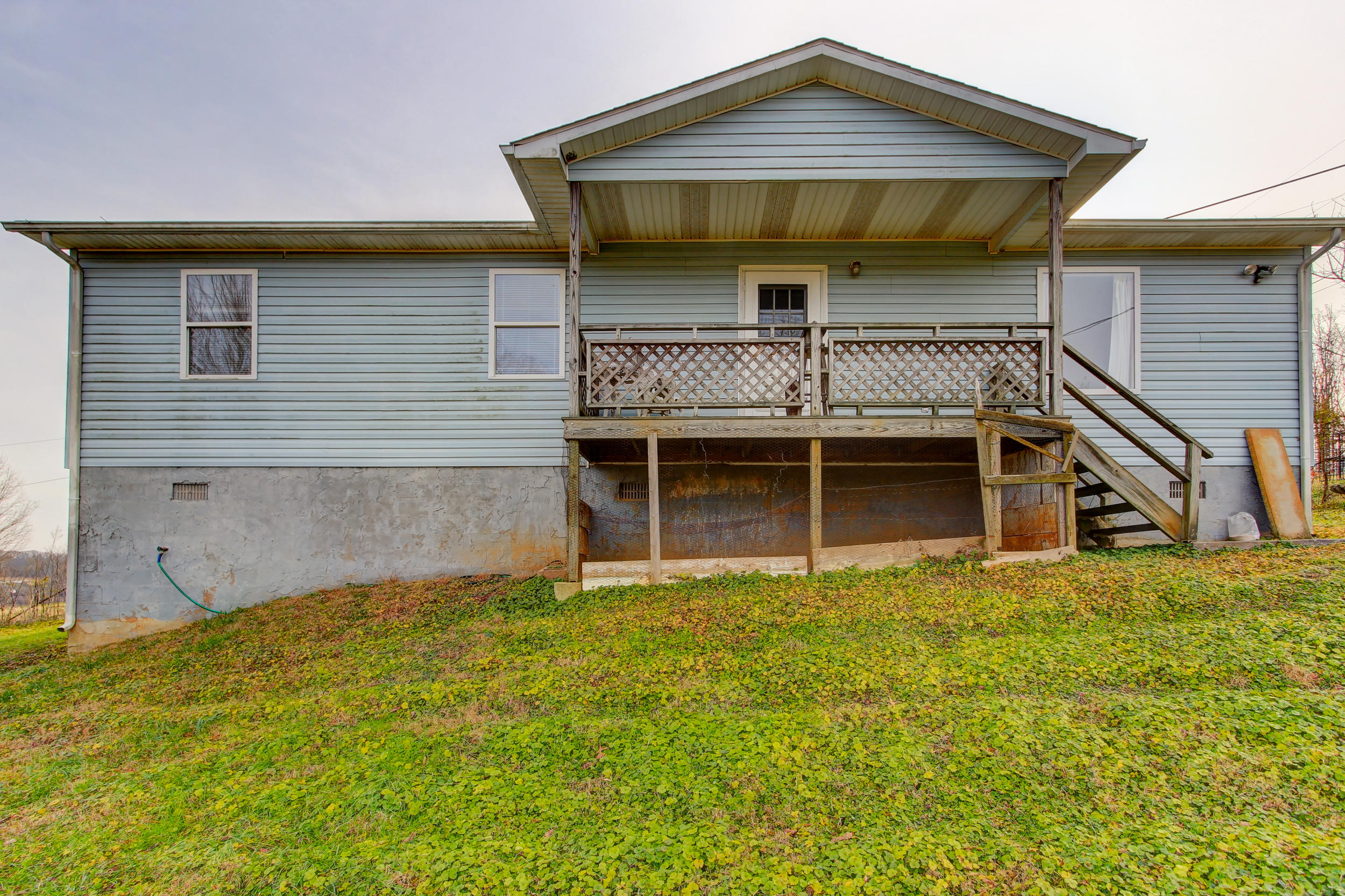 773 Laurel Road Clinton, TN 37716 - Photo 3 of 17 Positive Perceptions-2