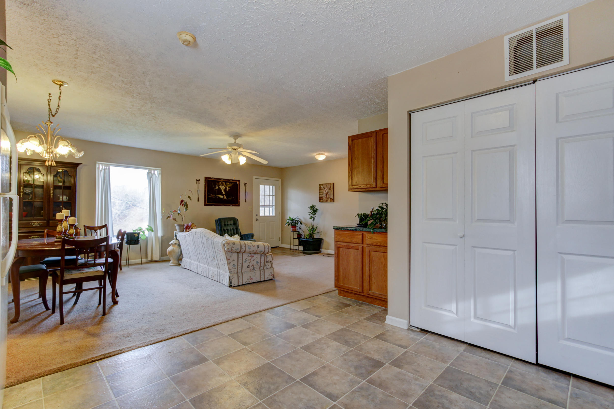 773 Laurel Road Clinton, TN 37716 - Photo 8 of 17 Positive Perceptions-5