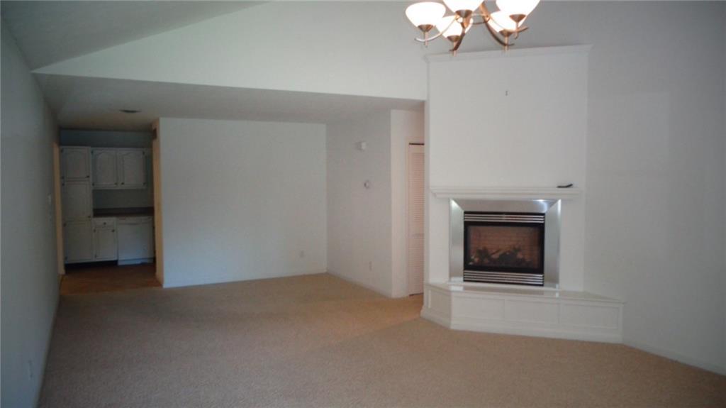 480 Ridgeview Circle North, Unit 3 Springfield, OH 45504 - Photo 2 of 40