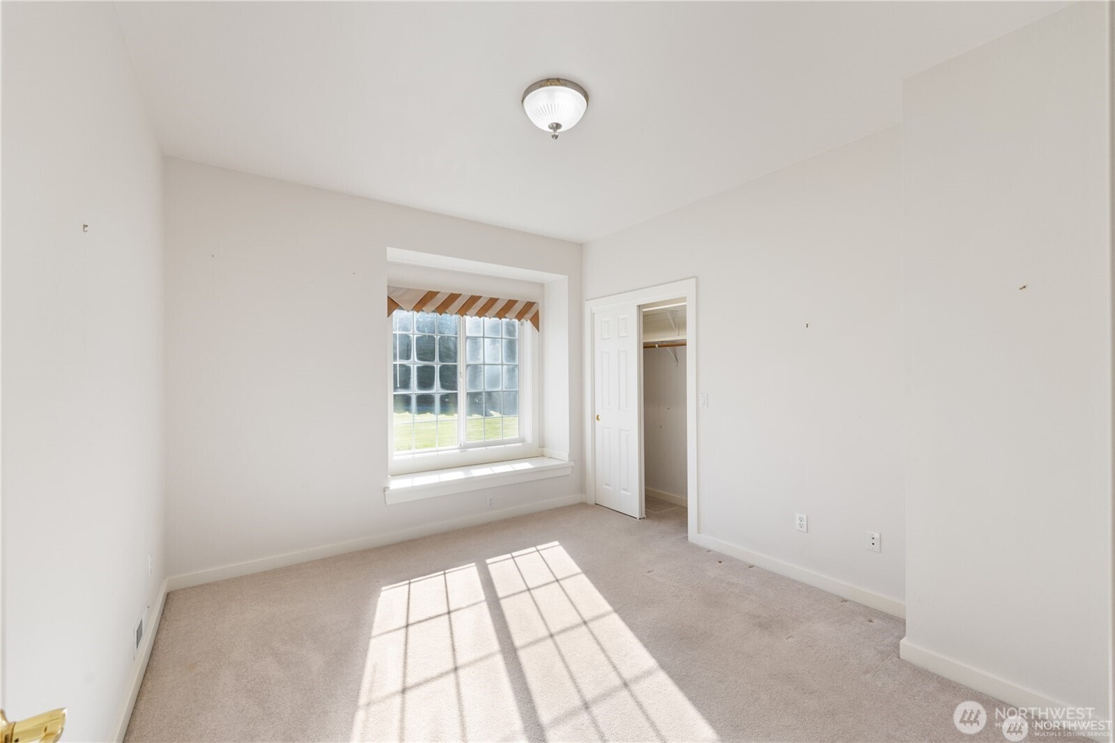 865 Burlingame Road Mount Vernon, WA 98274 - Photo 13 of 21 Gallery Image 13