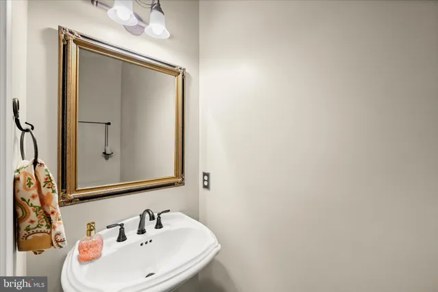 $1,200,000 | 15286 Ridge Hunt Drive, Woodbine, MD 21797