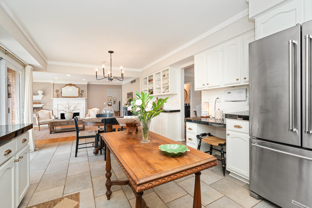 2805 Powderhorn Ridge Road Rochester Hills, MI 48309 - Photo 6 of 43 2805 Powderhorn Ridge_MLS-011