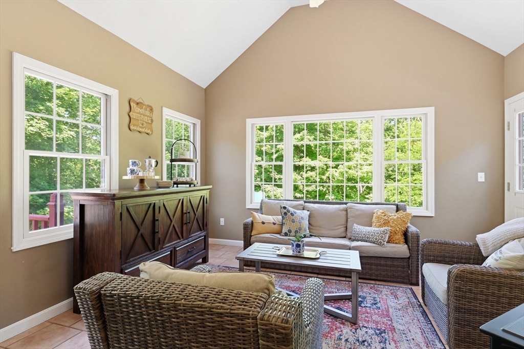 2 Highview Circle Wilbraham, MA 01095 - Photo 15 of 42