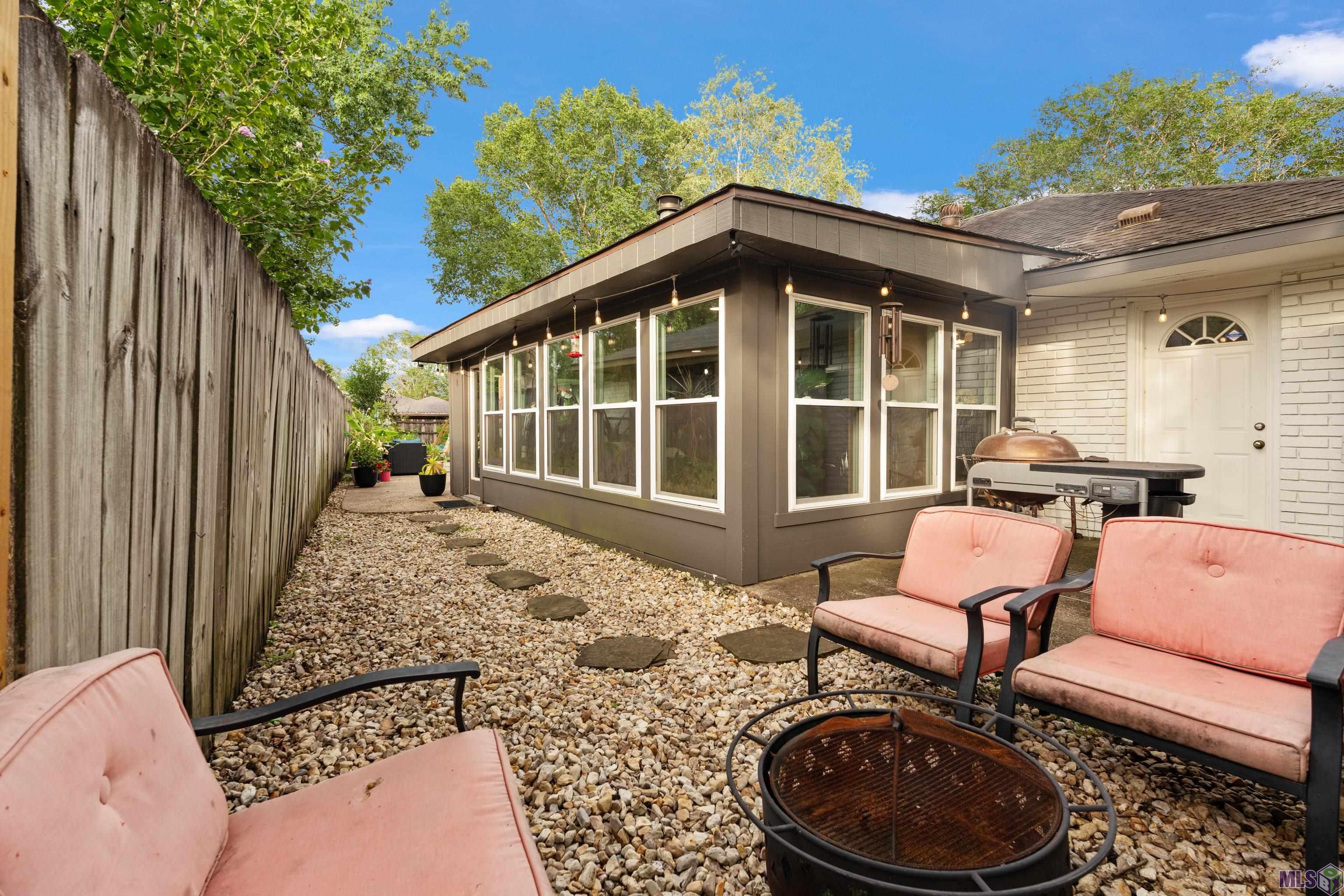 5747 Decatur Drive Baton Rouge, LA 70817 - Photo 4 of 28 Gallery Image 4