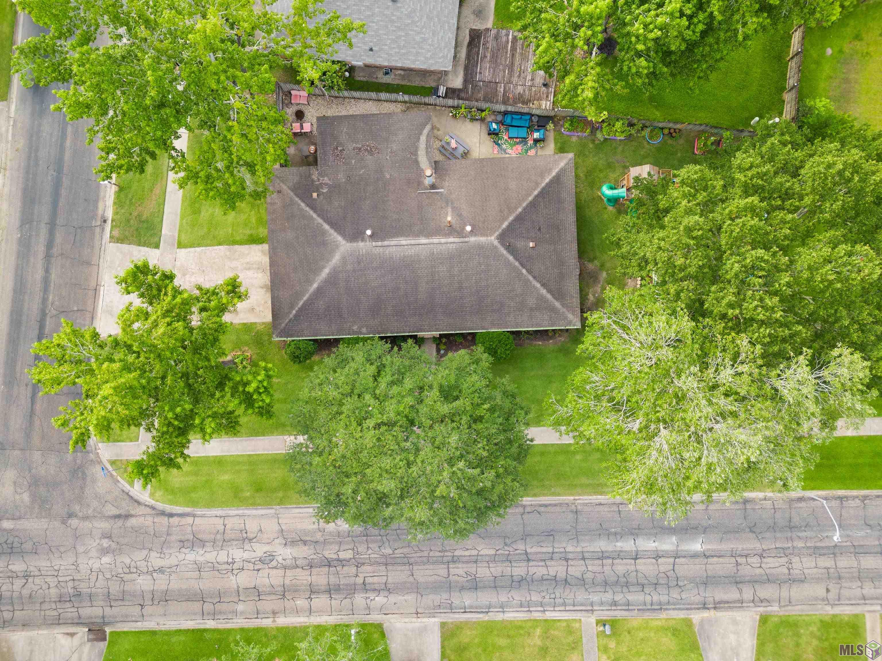 5747 Decatur Drive Baton Rouge, LA 70817 - Photo 6 of 28 Gallery Image 6