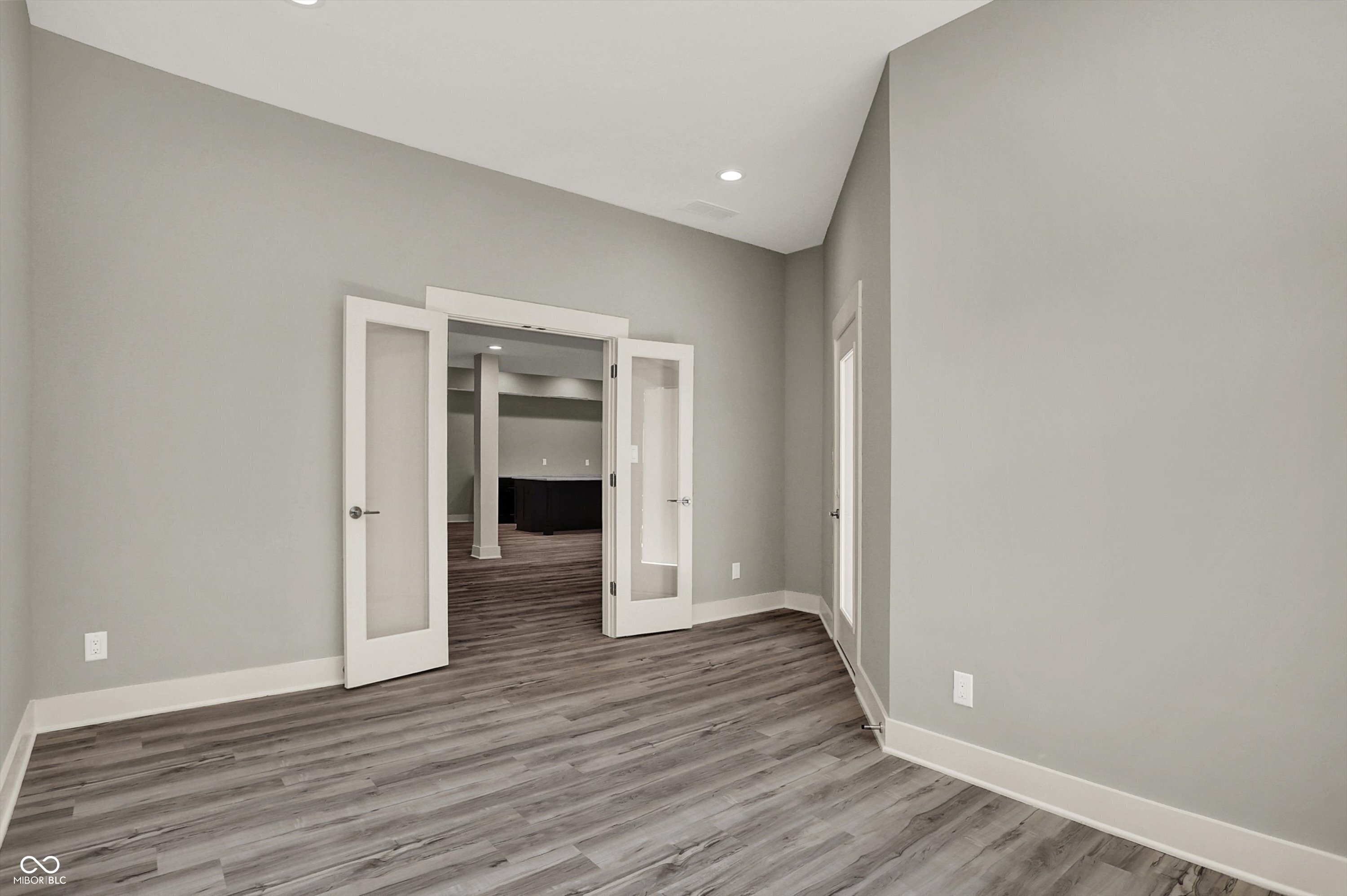 3621 Olive Branch Road Greenwood, IN 46143 - Photo 45 of 63