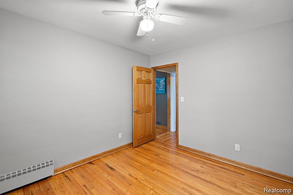 836 Miller Avenue Rochester, MI 48307 - Photo 20 of 38