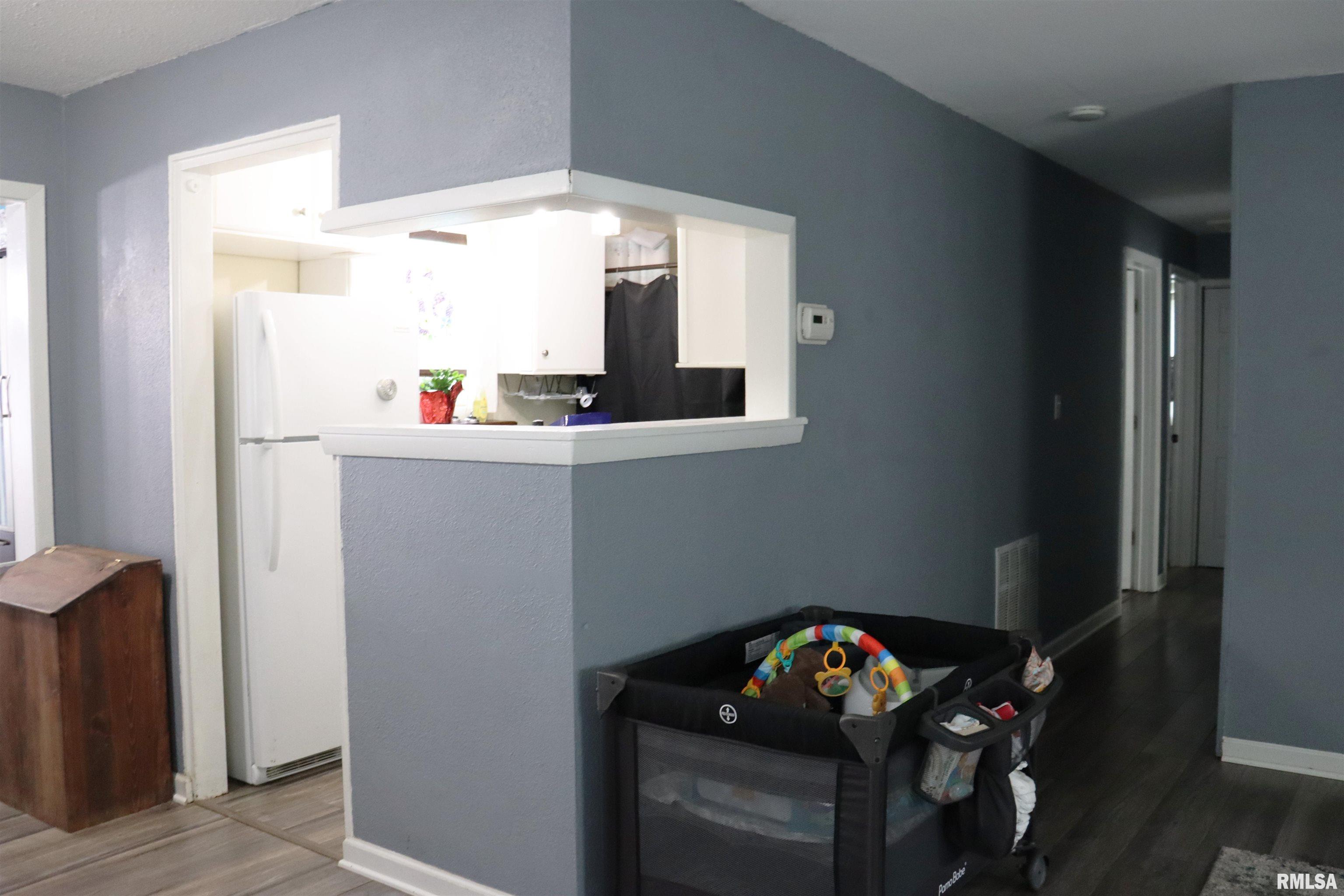 405 Joliet Road Marquette Heights, IL 61554 - Photo 12 of 36 Gallery Image 12
