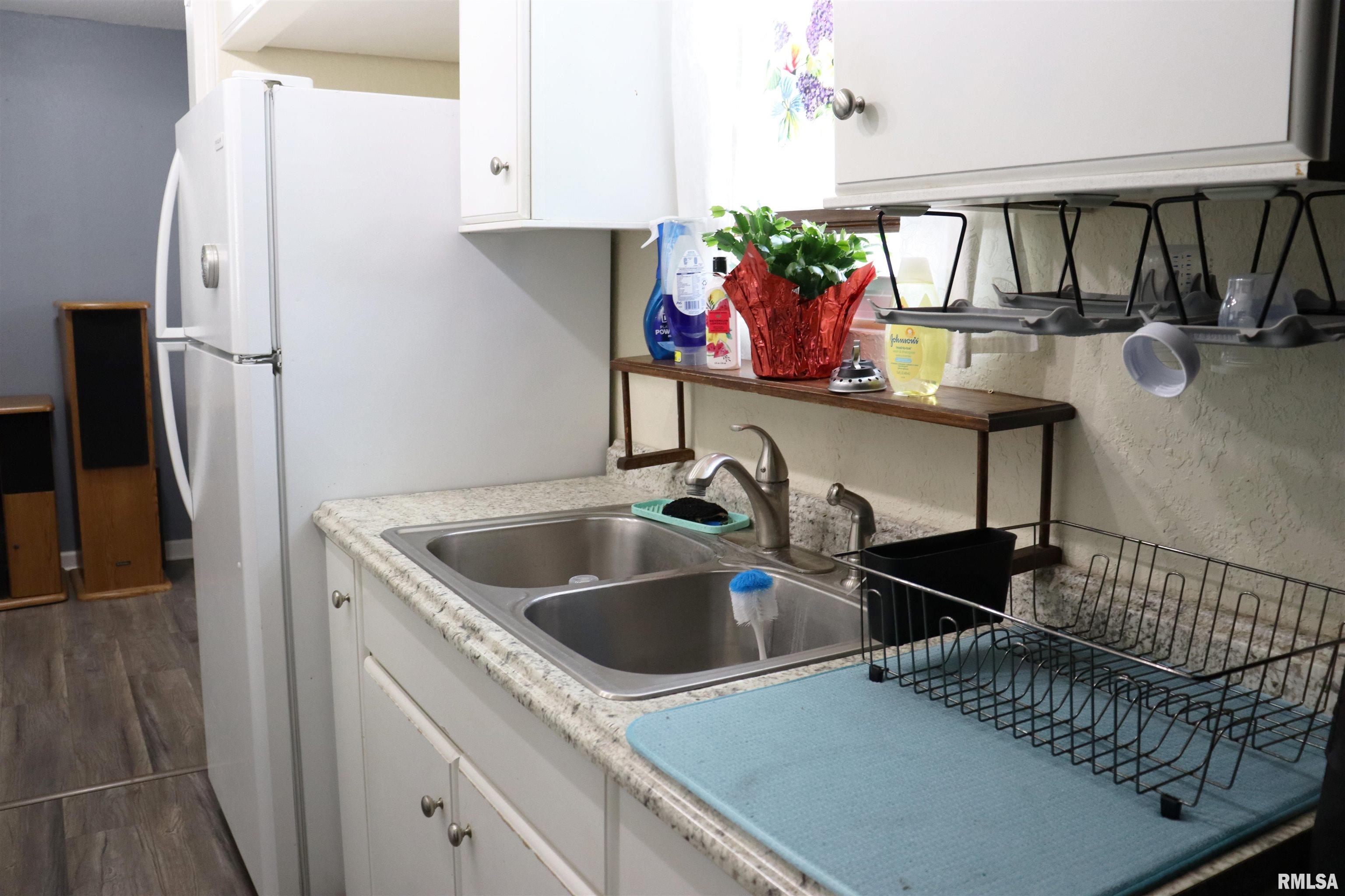 405 Joliet Road Marquette Heights, IL 61554 - Photo 9 of 36 Gallery Image 9