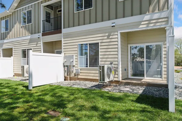 $299,500 | 425 West 8th Street, Unit 21, New Richmond, WI 54017