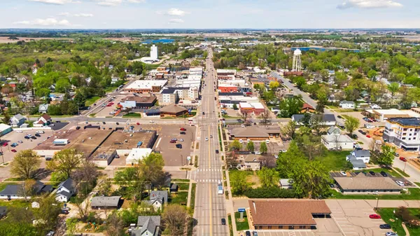 $299,500 | 425 West 8th Street, Unit 21, New Richmond, WI 54017
