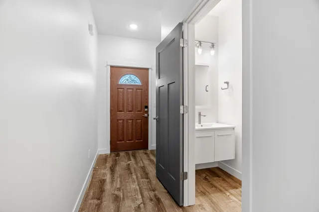 $299,500 | 425 West 8th Street, Unit 21, New Richmond, WI 54017