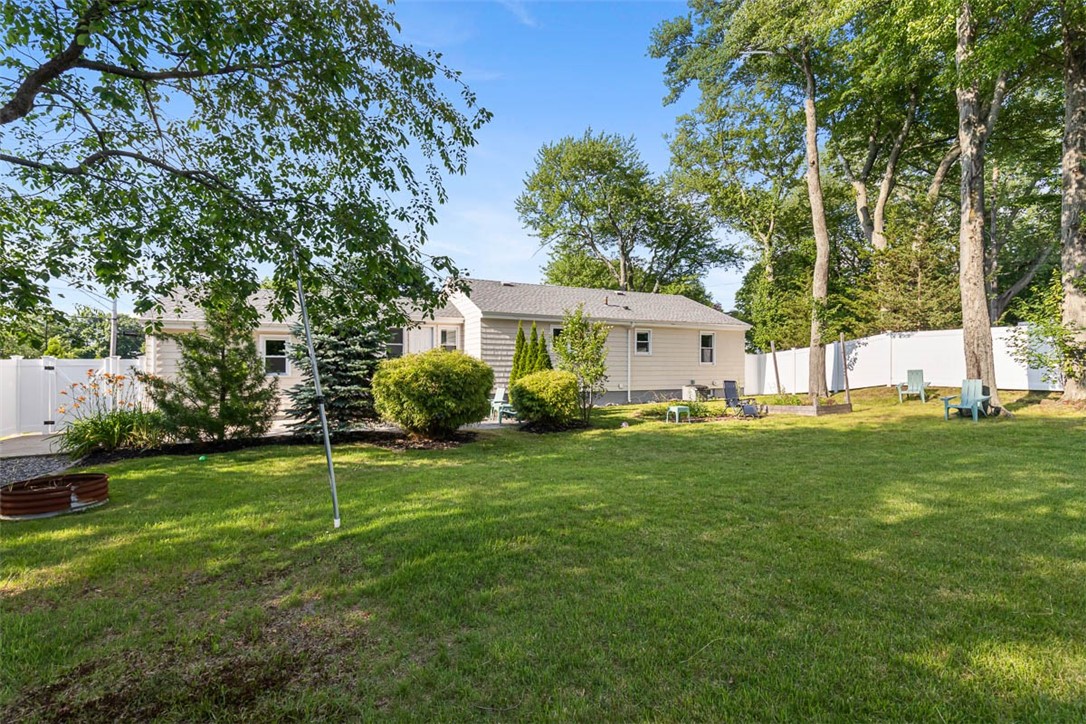 5 Interlocken Road East Providence, RI 02914 - Photo 38 of 43