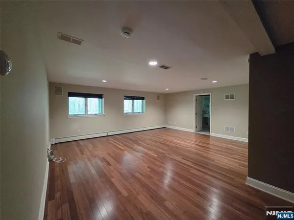 $7,000 | 716 Holly Court, Unit 716, Norwood, NJ 07648