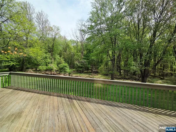 $7,000 | 716 Holly Court, Unit 716, Norwood, NJ 07648