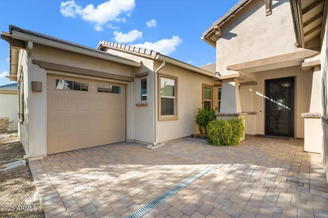 $949,900 | 1142 East Bajor Street, Gilbert, AZ 85298