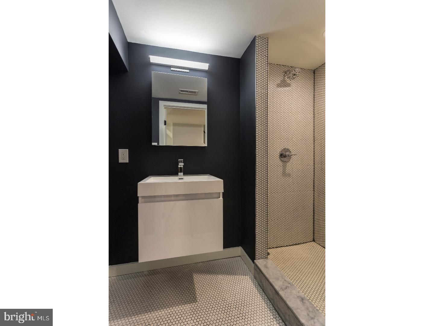 2530 Pine Street Philadelphia, PA 19103 - Photo 21 of 22