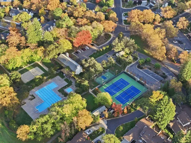 $1,988,000 | 572 Old Farm Road, Danville, CA 94526