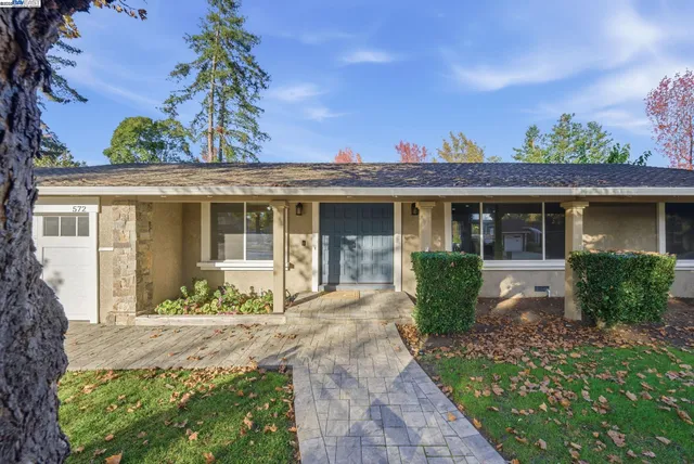 $1,988,000 | 572 Old Farm Road, Danville, CA 94526