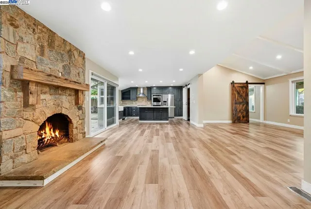 $1,988,000 | 572 Old Farm Road, Danville, CA 94526