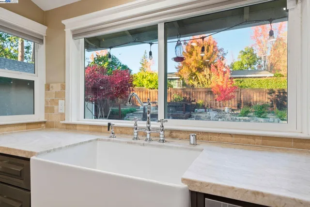 $1,988,000 | 572 Old Farm Road, Danville, CA 94526