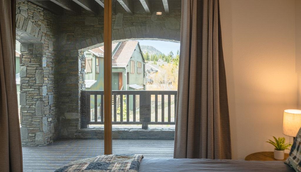 1463 Boulder Creek Road, Unit 1463 Mammoth Lakes, CA 93546 - Photo 26 of 37