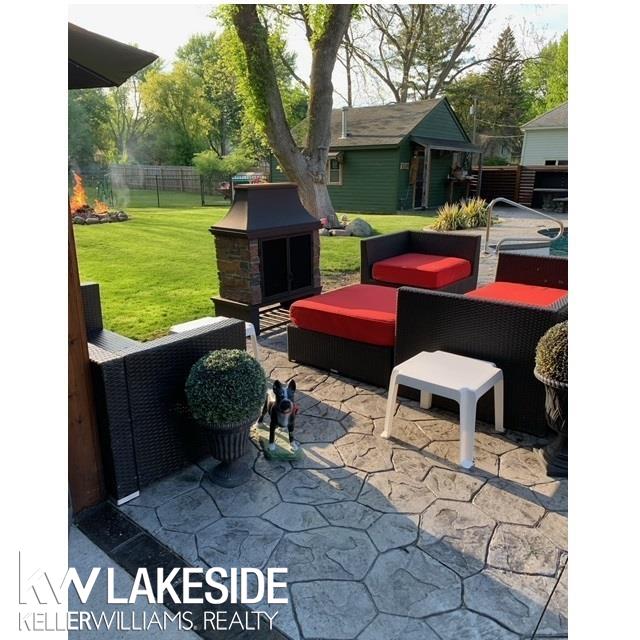 295 North Main Street Romeo, MI 48065 - Photo 29 of 47 Outdoor seating on pool d
