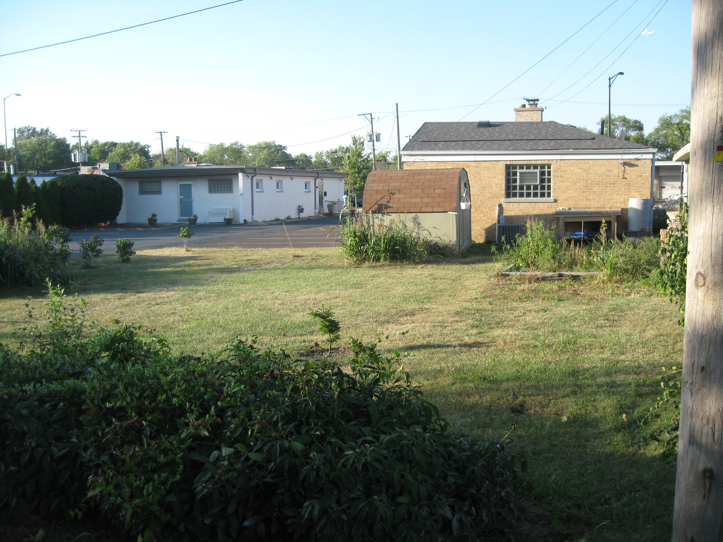 138 West Irving Park Road Wood Dale, IL 60191 - Photo 5 of 63 a view of a house with a yard