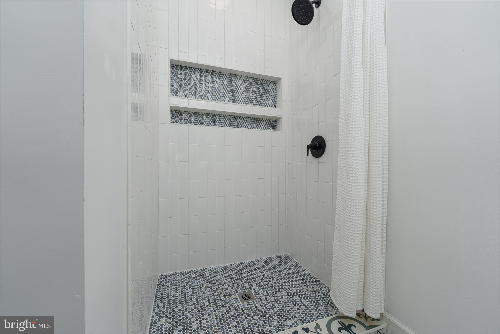 5409 Hamlet Avenue Baltimore, MD 21214 - Photo 21 of 47