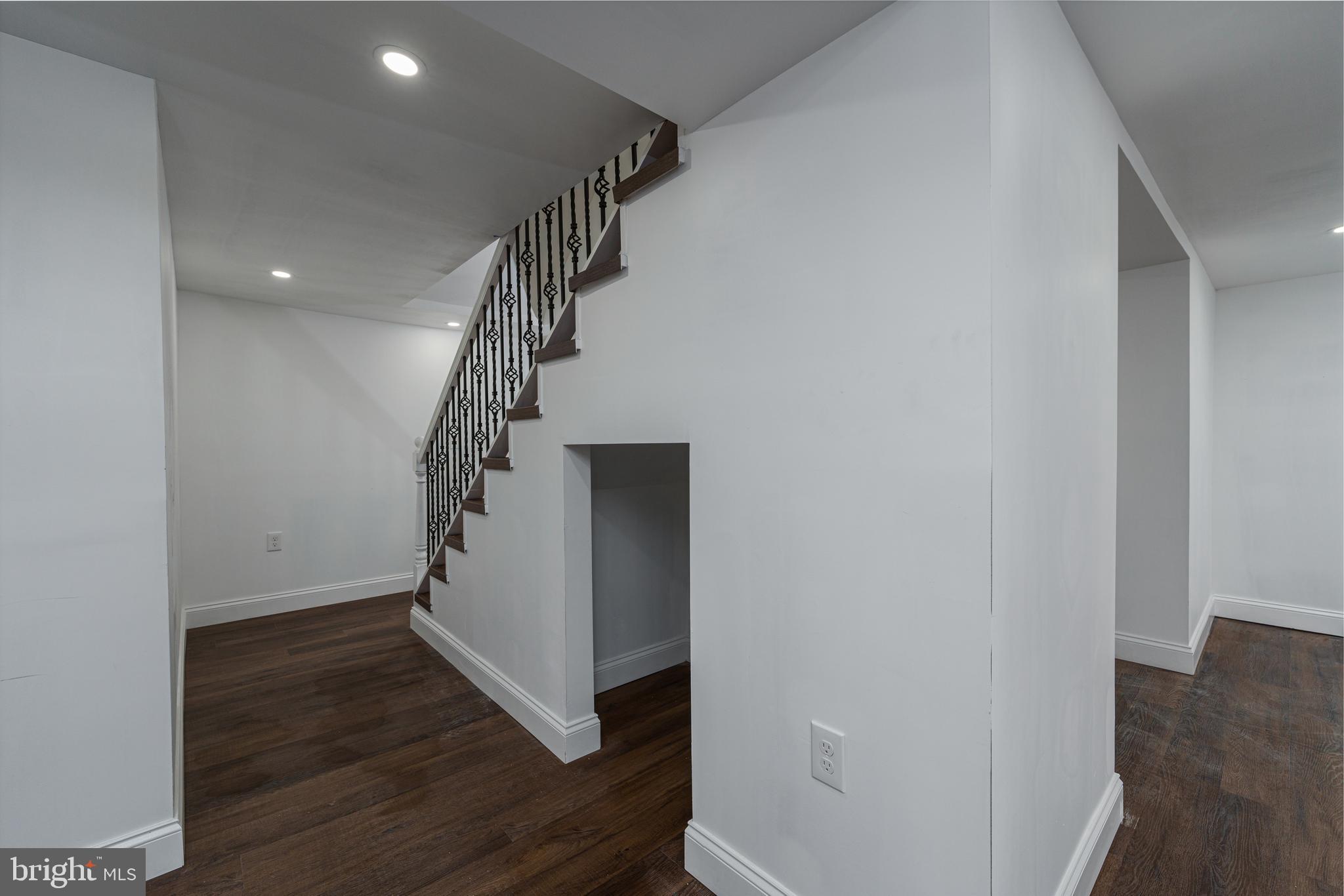 5409 Hamlet Avenue Baltimore, MD 21214 - Photo 25 of 47