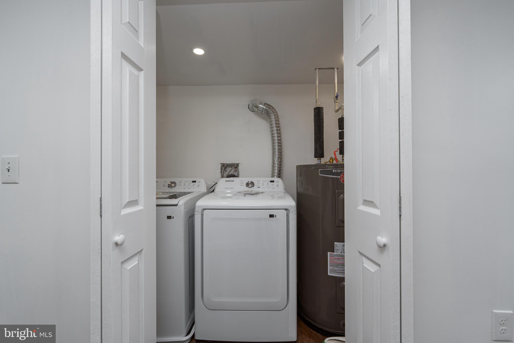 5409 Hamlet Avenue Baltimore, MD 21214 - Photo 27 of 47