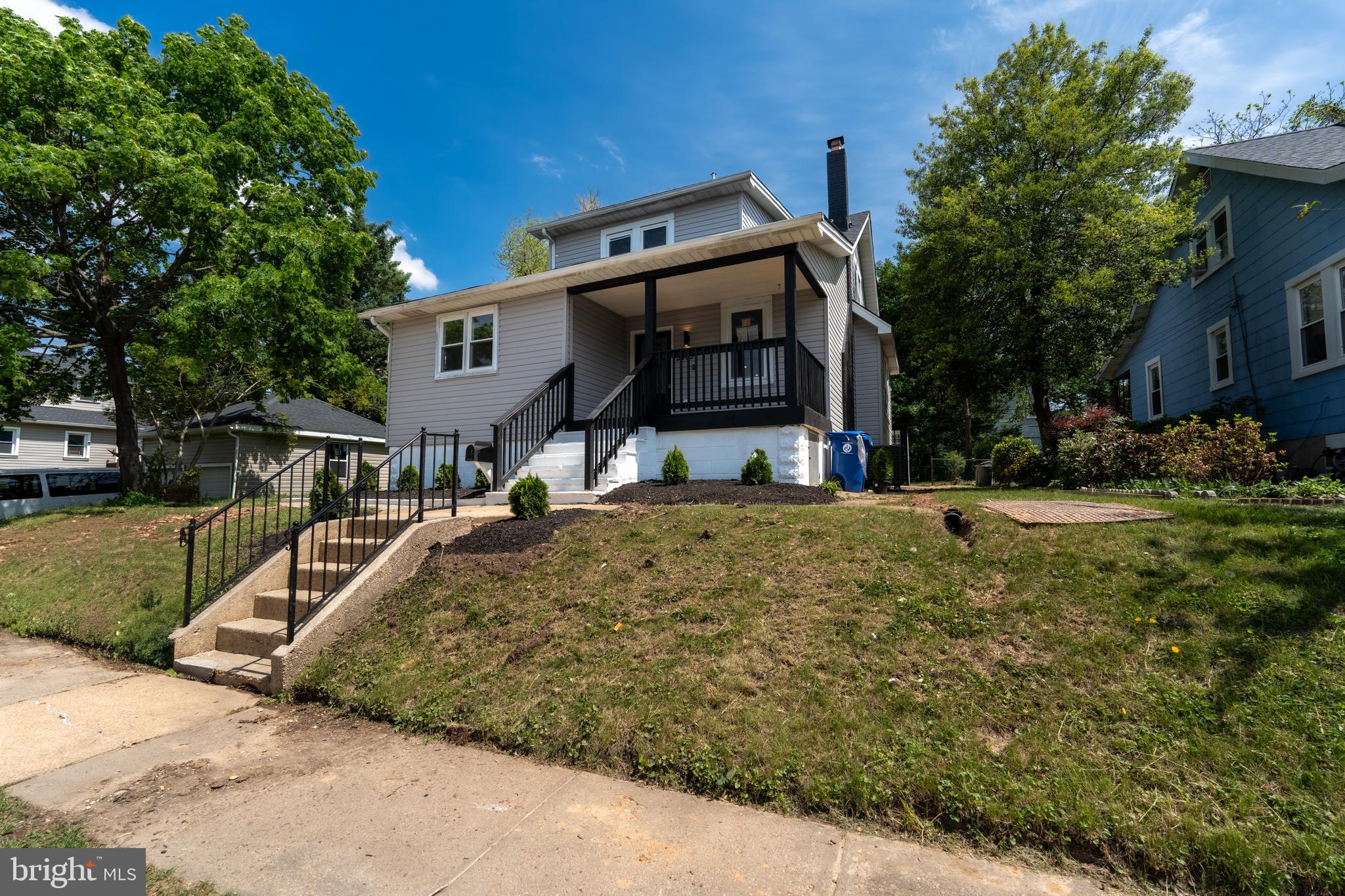 5409 Hamlet Avenue Baltimore, MD 21214 - Photo 3 of 47