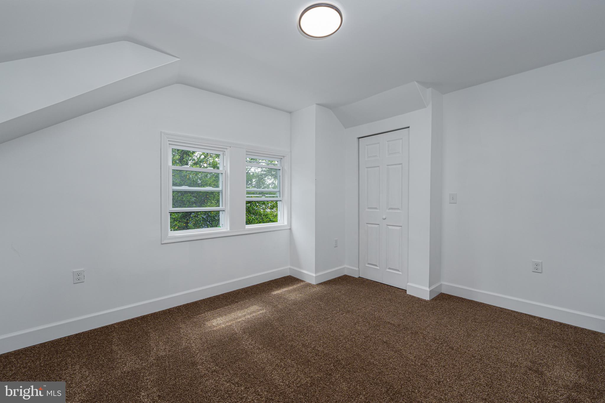 5409 Hamlet Avenue Baltimore, MD 21214 - Photo 36 of 47