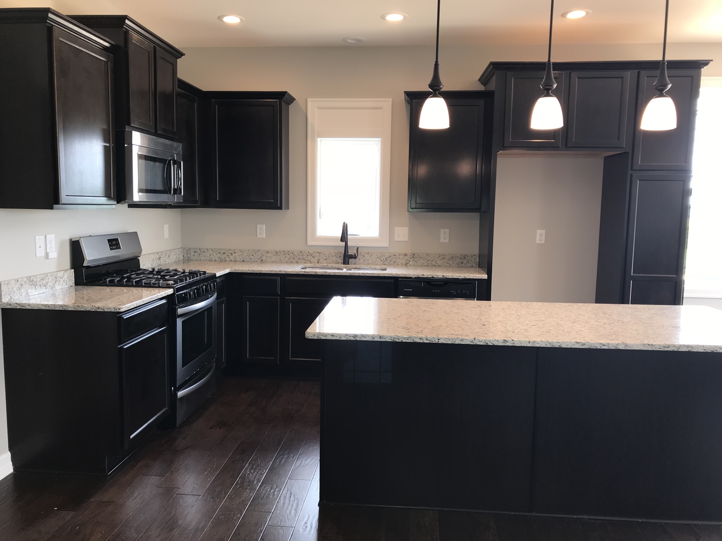 146 Russell Road Oregon, IL 61061 - Photo 7 of 21