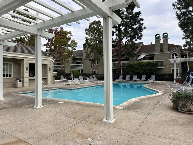 $3,600 | 7562 Seaspring Drive, Huntington Beach, CA 92648