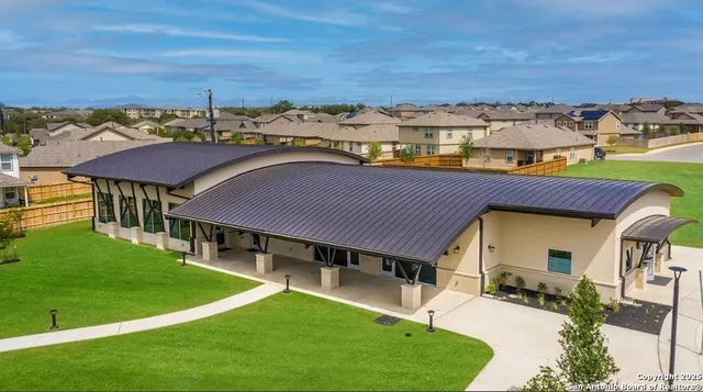 $2,050 | 5041 Pitch Mark, San Antonio, TX 78261