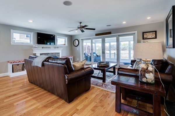 124 Rhoda Street Quincy, MA 02169 - Photo 12 of 30 Gallery Image 12