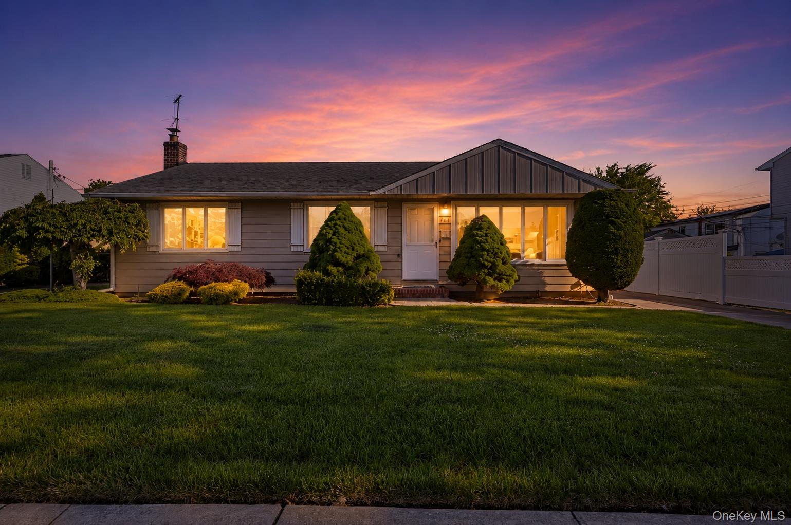 826 Fulton Street Valley Stream, NY 11580 - Photo 1 of 28