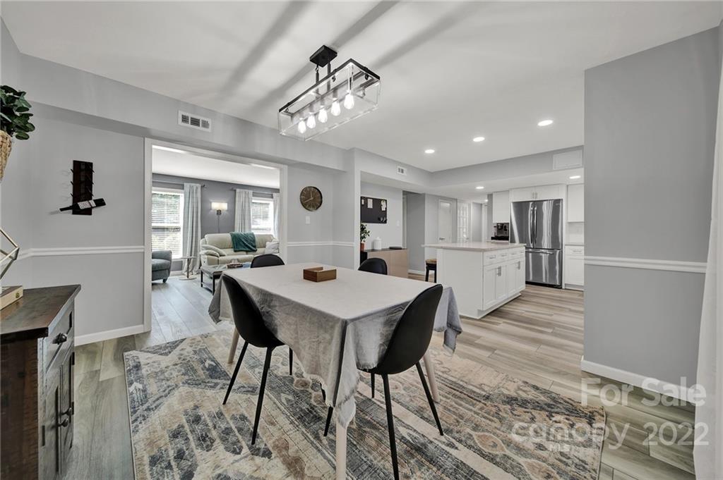 1221 Berry Ridge Road Charlotte, NC 28270 - Photo 7 of 40 Gallery Image 7