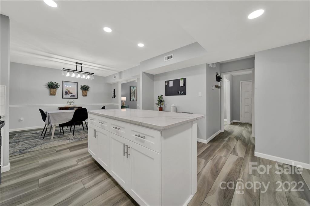 1221 Berry Ridge Road Charlotte, NC 28270 - Photo 10 of 40 Gallery Image 10